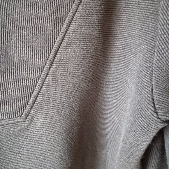 Varley Vine Half Zip Pullover Sweatshirt Sz Md Ribbed Gold Hardware Shawl Collar - Picture 11 of 16